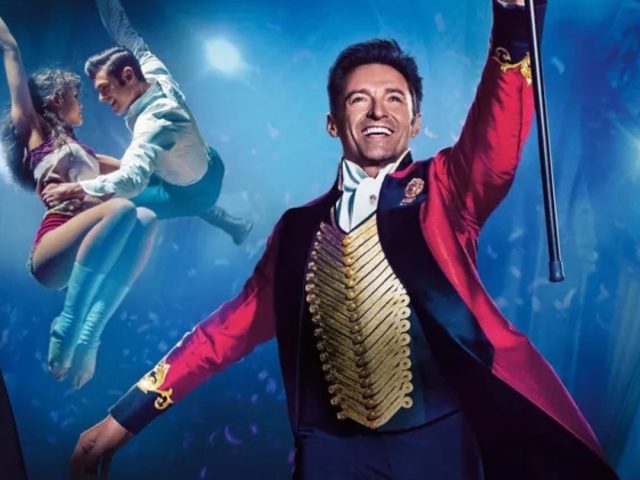 De la pantalla grande al escenario: Aprende inglés y desarrolla tu desenvolvimiento con The Greatest Showman