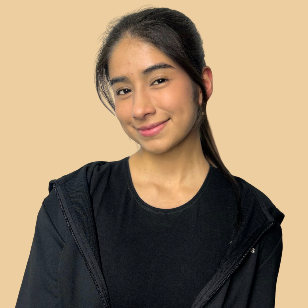 Daniela-Apple Vendor