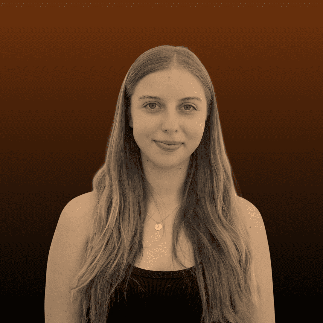 Amelie Heeren como Persephone