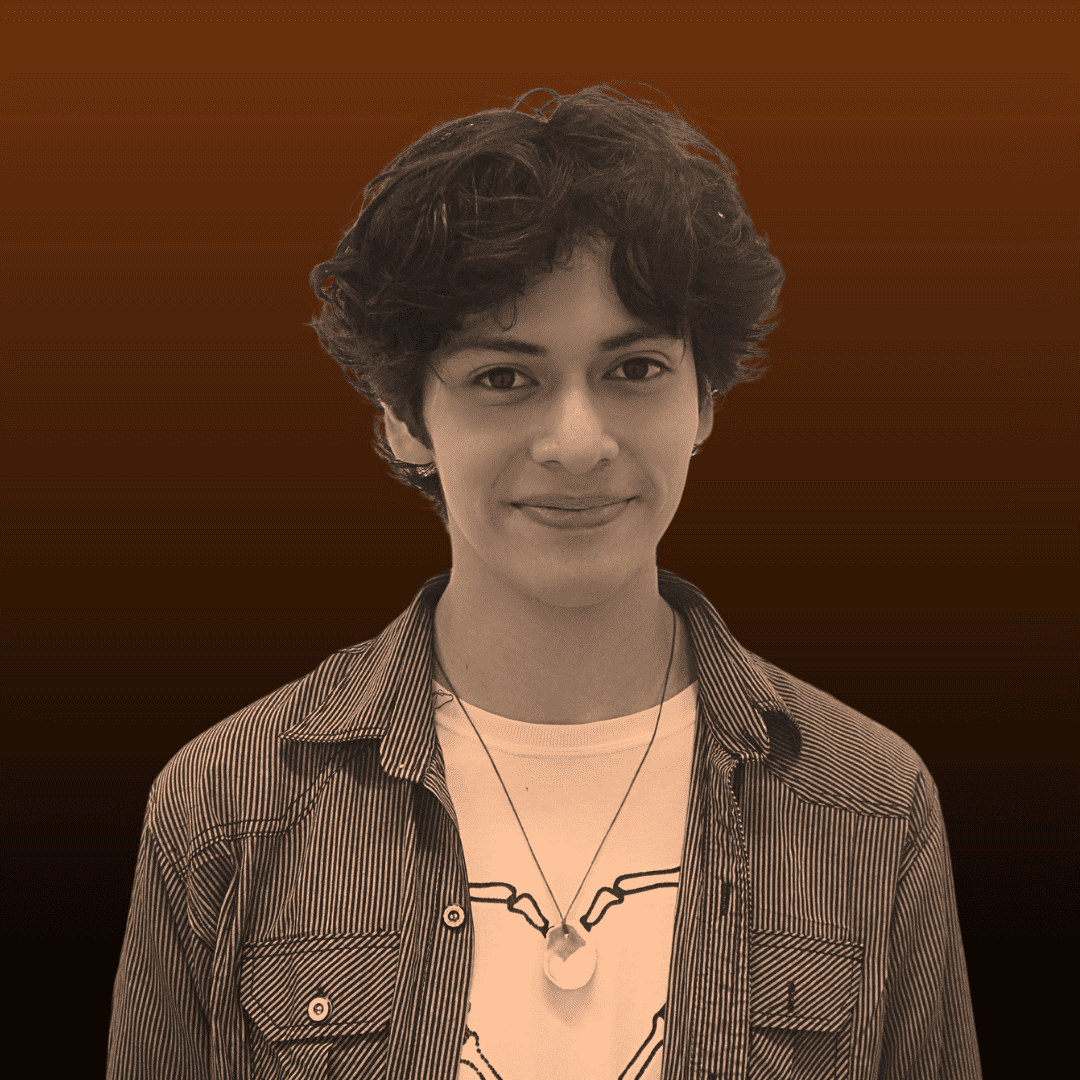 Xander franco Vega Sánchez como Ensamble