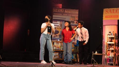 Spotlight-In-The-Heights-Adaption-029